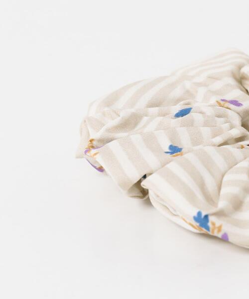 SMELLY(スメリー)の「アソートプリントシュシュ(ヘアゴム・レディース・イエロー系その他/ブルー系その他/ベージュ系その他・-)」の8枚目の写真