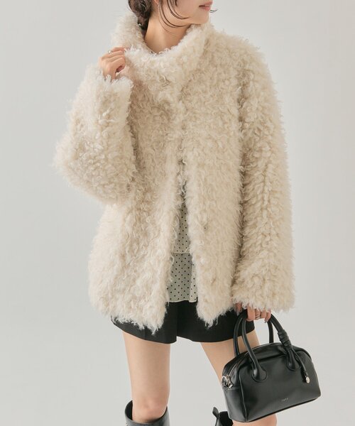 セール】25AWフェイクファーコート（ダウンジャケット/コート
