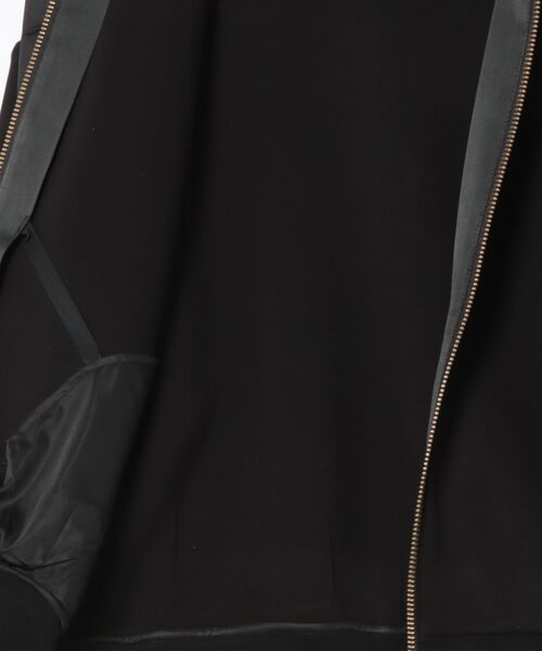 PICCIN PERLA（ピッチンペルラ）の「ダンボールビッグフーディー(UNISEX)（パーカー・レディース・ブラック/オフホワイト・M）」の3枚目の写真