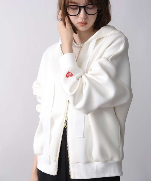 PICCIN PERLA（ピッチンペルラ）の「ダンボールビッグフーディー(UNISEX)（パーカー・レディース・ブラック/オフホワイト・M）」の7枚目の写真