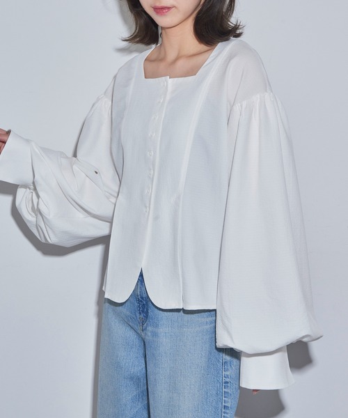 MAISON BREEZE reveur（メゾンブリーズレヴール）の「【MAISON BREEZE reveur】バルーンスリーブスクエアネックブラウス  結婚式 二次会 パーティー フォーマル オケージョン（シャツ/ブラウス・レディース・オフホワイト/ブラック・FREE）」の9枚目の写真