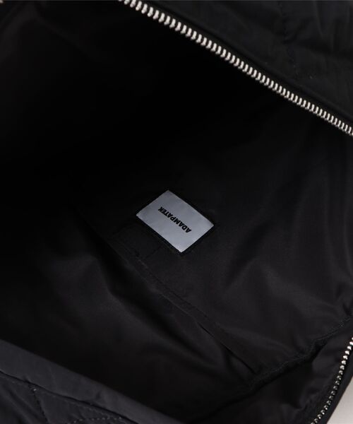ADAM PATEK（アダムパテック）の「/ADAMPATEK/square quilt sling bag（ボディバッグ/ウエストポーチ・メンズ・ブラック・FREE）」の8枚目の写真