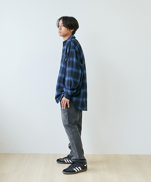 GLAZOS（グラソス）の「ジップチェックシャツ（シャツ/ブラウス・キッズ・ホワイト/ブルー・150cm/160cm/170cm）」の13枚目の写真