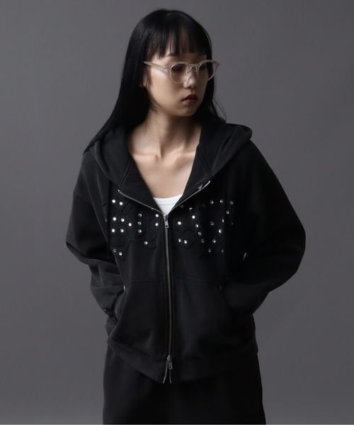 SEQUENZ（シークエンズ）の「【SEQUENZ（シークエンズ）】APPLIQUE STUDS FADE ZIP P/K（パーカー・メンズ・ブラック/グレー/ブルー/ブラウン/レッド・S/M/L）」の10枚目の写真