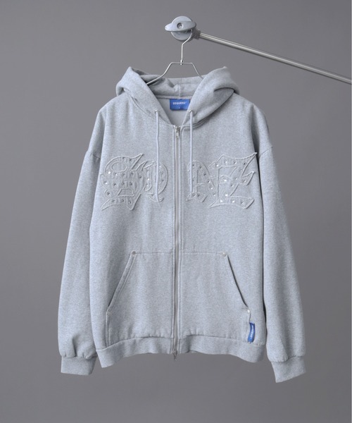 SEQUENZ（シークエンズ）の「【SEQUENZ（シークエンズ）】APPLIQUE STUDS FADE ZIP P/K（パーカー・メンズ・ブラック/グレー/ブルー/ブラウン/レッド・S/M/L）」の21枚目の写真