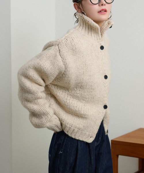 LAULEN（ローレン）の「high neck low gauge knit cardigan /ハイネックローゲージ長袖ニットカーディガン（カーディガン/ボレロ・レディース・チャコールグレー/ブラウン/アイボリー・FREE）」の10枚目の写真