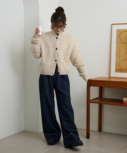 LAULEN（ローレン）の「high neck low gauge knit cardigan /ハイネックローゲージ長袖ニットカーディガン（カーディガン/ボレロ・レディース・チャコールグレー/ブラウン/アイボリー・FREE）」の17枚目の写真