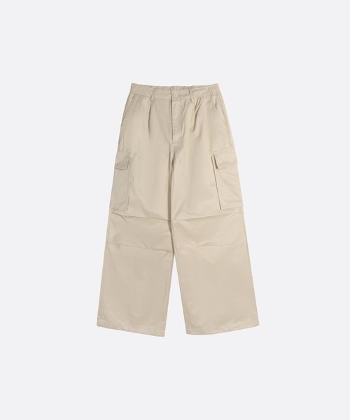 U:UME(ユーム)の「Texture Pocket Wide Pants(チノパンツ・メンズ・ブラック/カーキ・MEDIUM/SMALL)」の2枚目の写真