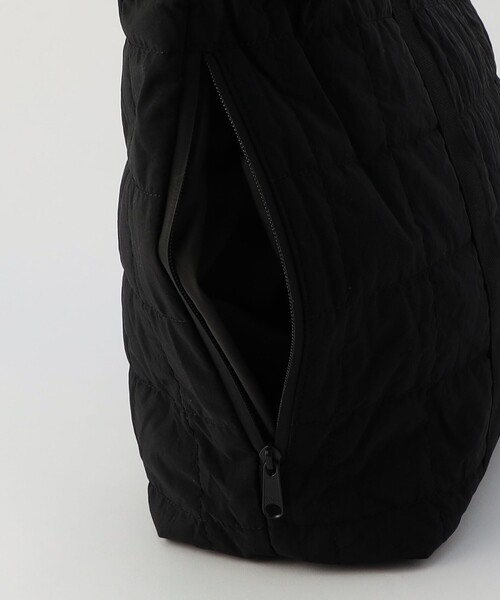 NOLLEY'S LIGHT（ノーリーズライト）の「【ADAM PATEK】 square quilt shoulder tote bag（トートバッグ・メンズ・ブラック/オリーブ・FREE）」の13枚目の写真