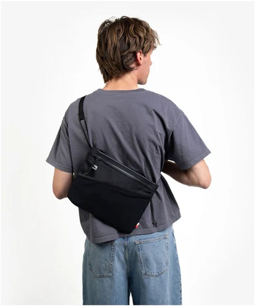 LANDER(ランダ―)の「LANDER / SCHOSCHE BAG 2L(ショルダーバッグ・メンズ・ブラック・FREE)」の5枚目の写真