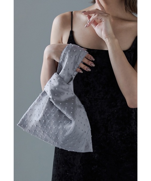 niana（ニアナ）の「ワンハンドルバッグ ドット ラメ パーティーバッグ トートバッグ 結婚式 二次会 成人式 同窓会 お呼ばれ フォーマル オケージョン（ハンドバッグ・レディース・ブラック/シルバー/ベージュ/ベージュ系その他/ブラウン系その他/グレー系その他/ブラック系その他/ピンク系その他/グリーン系その他・FREE）」の9枚目の写真