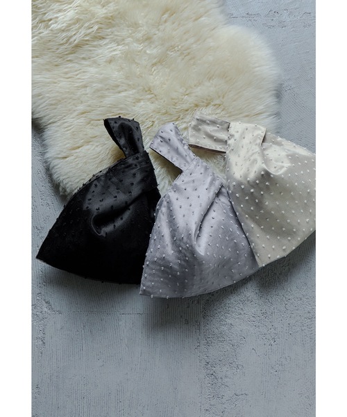 niana（ニアナ）の「ワンハンドルバッグ ドット ラメ パーティーバッグ トートバッグ 結婚式 二次会 成人式 同窓会 お呼ばれ フォーマル オケージョン（ハンドバッグ・レディース・ブラック/シルバー/ベージュ/ベージュ系その他/ブラウン系その他/グレー系その他/ブラック系その他/ピンク系その他/グリーン系その他・FREE）」の15枚目の写真