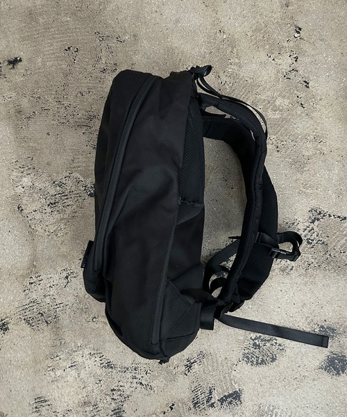 COMMON WARE（コモンウェアー）の「EM:NoiR ノアール Gemini middle backpack/ジェミニ ミドルバックパック（バックパック/リュック・レディース・ブラック/ブラック系その他・FREE）」の22枚目の写真