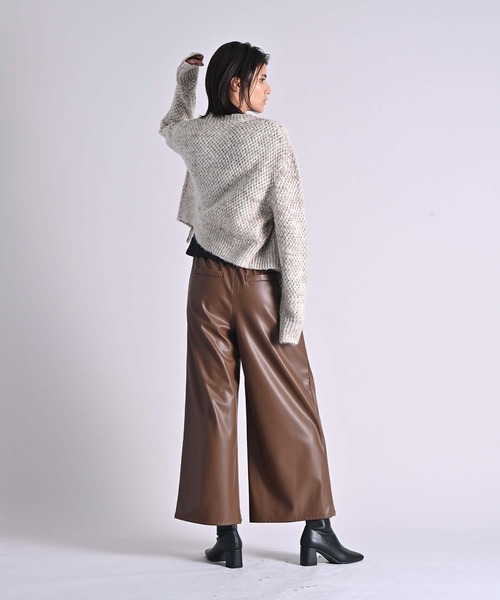 RAW FUDGE(ローファッジ)の「フェイクレザーワイドパンツ(その他パンツ・レディース・ブラウン/ブラック・M)」の18枚目の写真
