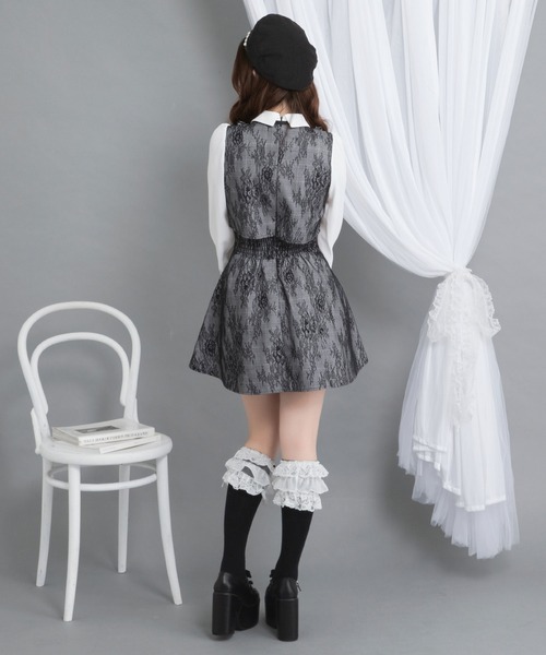 DearMyLoveRose（ディアマイラブローズ）の「ヨークフリルレースアップセットアップ風ドッキングワンピース【大きいサイズ有り】（ワンピース・レディース・ブラック/ベビーピンク/ブルーグレー・LARGE/MEDIUM/3L/LL）」の4枚目の写真