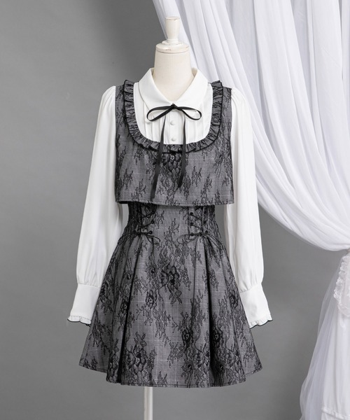 DearMyLoveRose（ディアマイラブローズ）の「ヨークフリルレースアップセットアップ風ドッキングワンピース【大きいサイズ有り】（ワンピース・レディース・ブラック/ベビーピンク/ブルーグレー・LARGE/MEDIUM/3L/LL）」の6枚目の写真