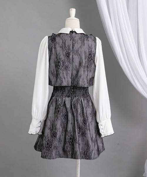 セール】ヨークフリルレースアップセットアップ風ドッキングワンピース