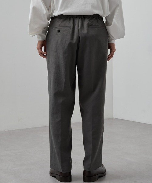 SLICK(スリック)の「【SLICK/スリック】Double Cloth One Tuck Tapered Pants/ダブルフェイスポリエステルツイルワンタックテーパードスラックス / セットアップ(スラックス・メンズ・カーキ/ブラック/チャコールグレー・3/2/1)」の15枚目の写真