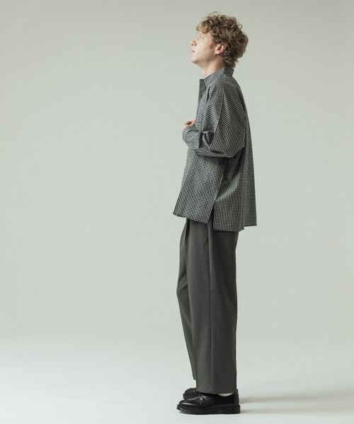 SLICK（スリック）の「【SLICK/スリック】Double Cloth One Tuck Tapered Pants/ダブルフェイスポリエステルツイルワンタックテーパードスラックス / セットアップ（スラックス・メンズ・カーキ/ブラック/チャコールグレー・3/2/1）」の17枚目の写真