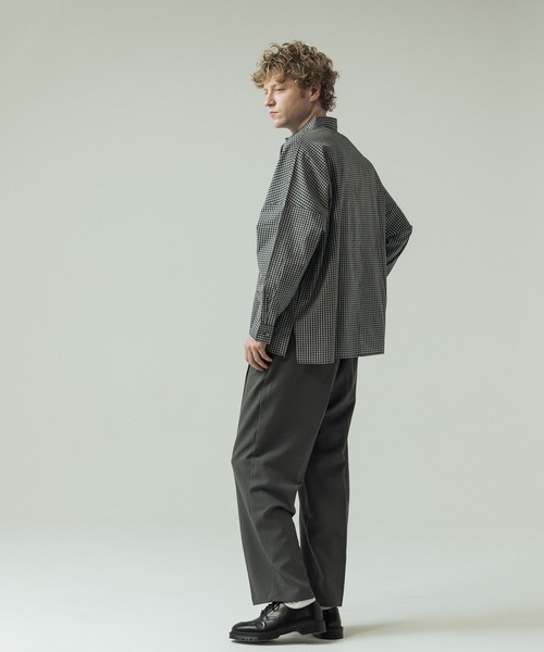 SLICK（スリック）の「【SLICK/スリック】Double Cloth One Tuck Tapered Pants/ダブルフェイスポリエステルツイルワンタックテーパードスラックス / セットアップ（スラックス・メンズ・カーキ/ブラック/チャコールグレー・3/2/1）」の18枚目の写真