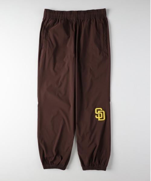 Right-on（ライトオン）の「MLB(エムエルビー)【メンズ】ナイロンパンツ（その他パンツ・メンズ・ブラック/ブラウン/ネイビー・M/L/XL）」の4枚目の写真