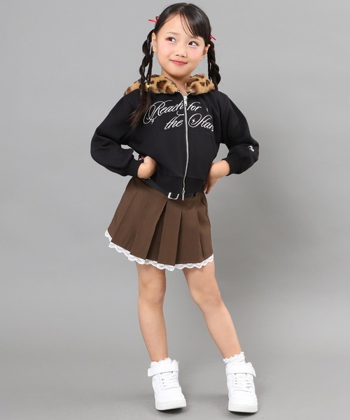 ANAP kids（アナップキッズ）の「ヒョウ柄ファー付フーディーパーカー【ジュニアお揃い】（パーカー・キッズ・ブラック/ライトグレー/ピンク・130/120/110）」の5枚目の写真