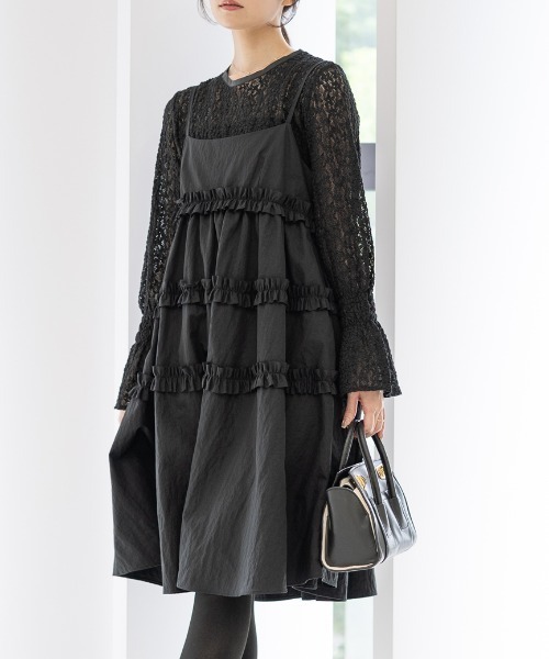Neige(ネージュ)の「フリルラインギャザーワンピース(ワンピース・レディース・ブラック・ONE SIZE)」の2枚目の写真