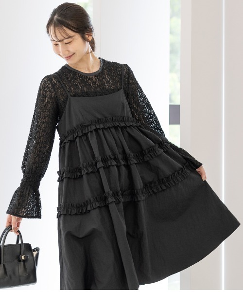 Neige(ネージュ)の「フリルラインギャザーワンピース(ワンピース・レディース・ブラック・ONE SIZE)」の3枚目の写真