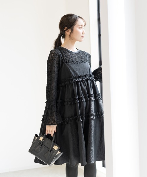 Neige(ネージュ)の「フリルラインギャザーワンピース(ワンピース・レディース・ブラック・ONE SIZE)」の6枚目の写真