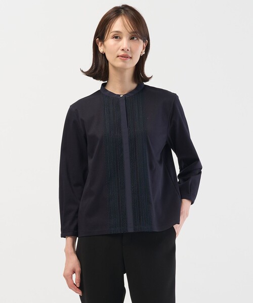 J.PRESS Ladies(J.プレス レディス)の「レースコンビ ボウタイ カットソー(Tシャツ/カットソー・レディース・ネイビー系/ホワイト系・SMALL)」の1枚目の写真
