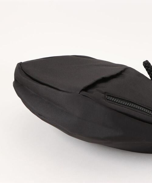 SVEC（シュベック）の「三日月 ショルダーバッグ（ショルダーバッグ・レディース・ベージュ/ホワイト/ブラック・FREE）」の5枚目の写真