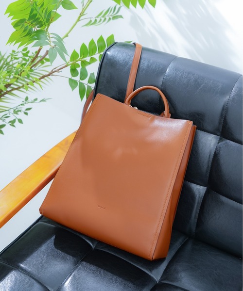 Ungrid(アングリッド)の「【Ungrid/アングリッド】 2way軽量トートリュック(バックパック/リュック・レディース・ブラック/ベージュ/キャメル/ダークブラウン・FREE)」の4枚目の写真