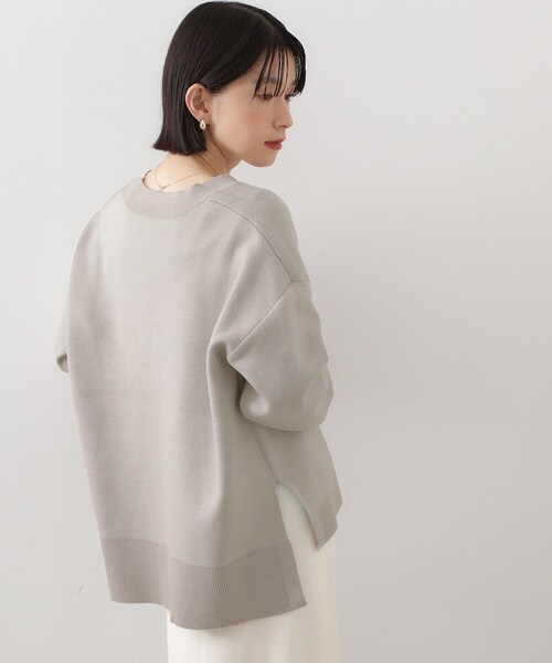 THE SHOP TK (ザ ショップ ティーケー )の「【体型カバー】ゆったり サイドスリットニット(ニット/セーター・レディース・ライトブルー/ナチュラル/グレー/スミクロ・12/13)」の14枚目の写真