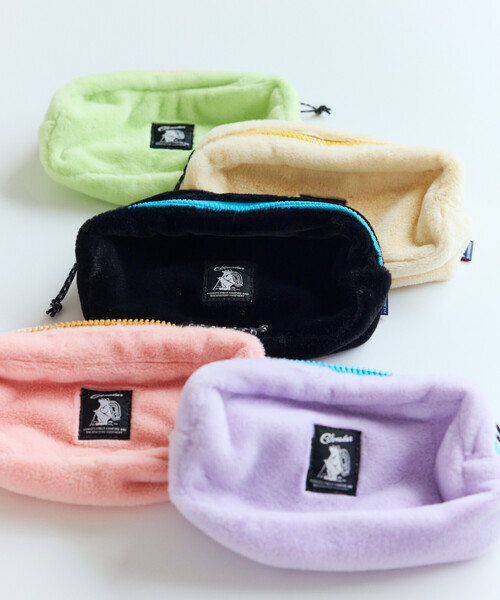 COBMASTER(コブマスター)の「Cobmaster/コブマスター 別注Fluffy square pouch M(ポーチ・メンズ・ブラック/グリーン/ピンク/ラベンダー/ベージュ・ONE SIZE)」の13枚目の写真