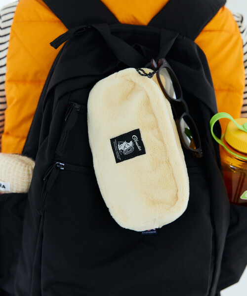 COBMASTER(コブマスター)の「Cobmaster/コブマスター 別注Fluffy square pouch M(ポーチ・メンズ・ブラック/グリーン/ピンク/ラベンダー/ベージュ・ONE SIZE)」の17枚目の写真
