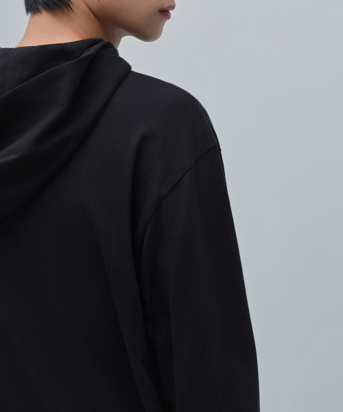 MUSINSA STANDARD（ムシンサスタンダード）の「フードパーカー長袖Tシャツ[ブラック]（パーカー・メンズ・その他・SMALL/MEDIUM/LARGE/X-LARGE/XX-LARGE/XXX-LARGE）」の5枚目の写真