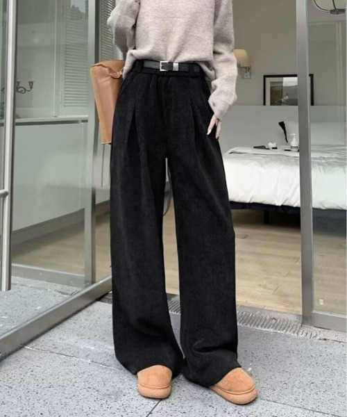 kirakiraShop(キラキラショップ)の「リラックス シルエット コーデュロイ ワイドパンツ(その他パンツ・レディース・ブラック/ベージュ/ブラウン・M/L)」の4枚目の写真
