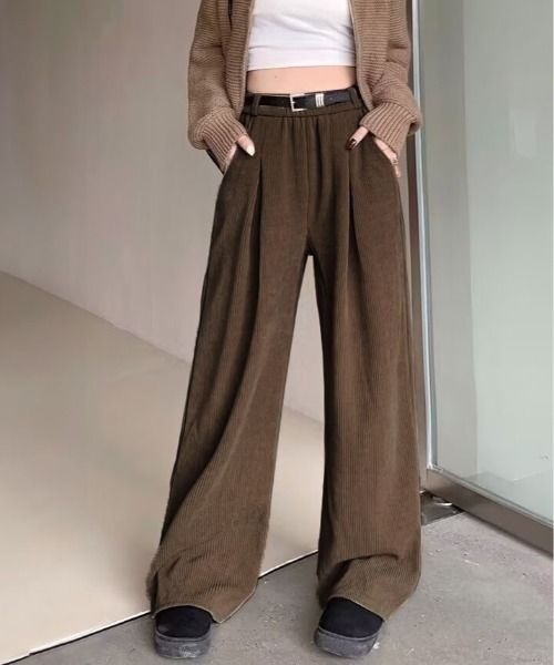 kirakiraShop(キラキラショップ)の「リラックス シルエット コーデュロイ ワイドパンツ(その他パンツ・レディース・ブラック/ベージュ/ブラウン・M/L)」の9枚目の写真