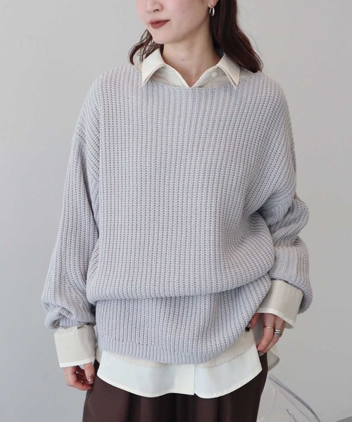 earth music&ecology(アースミュージックアンドエコロジー)の「【毛玉防止/2WAY】アンチピリングクロスネックルーズニット(ニット/セーター・レディース・アイボリー/ブラック/グレー/サックスブルー・FREE)」の4枚目の写真