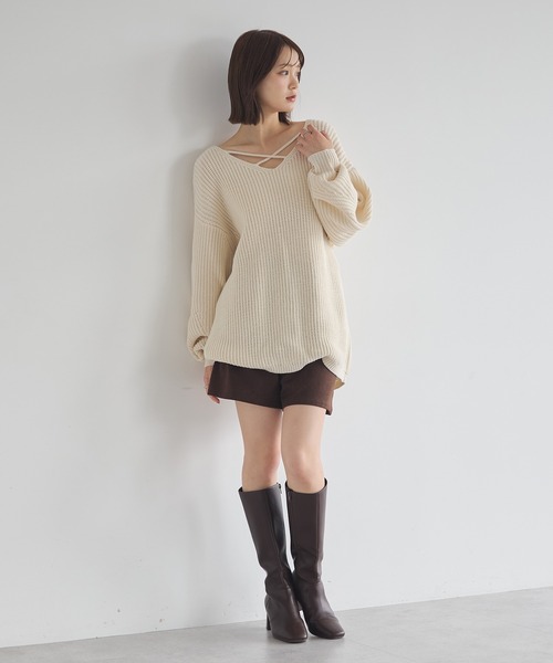 earth music&ecology(アースミュージックアンドエコロジー)の「【毛玉防止/2WAY】アンチピリングクロスネックルーズニット(ニット/セーター・レディース・アイボリー/ブラック/グレー/サックスブルー・FREE)」の20枚目の写真