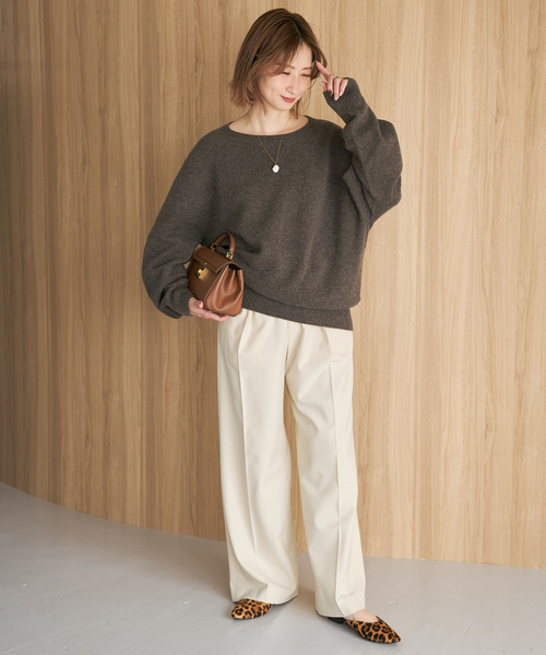 Spick & Span(スピックアンドスパン)の「裏起毛ジョーゼットタックイージーパンツ(スラックス・レディース・ライトグレー/ブラック/アイボリー・38/36)」の10枚目の写真