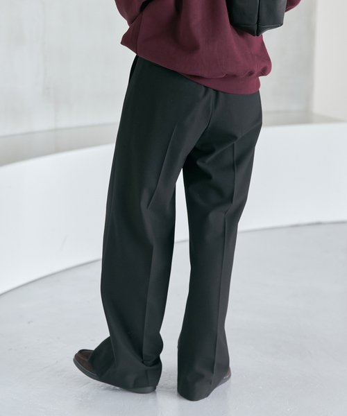 Spick & Span(スピックアンドスパン)の「裏起毛ジョーゼットタックイージーパンツ(スラックス・レディース・ライトグレー/ブラック/アイボリー・38/36)」の18枚目の写真