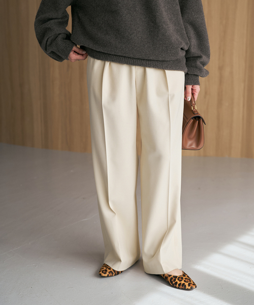 Spick & Span(スピックアンドスパン)の「裏起毛ジョーゼットタックイージーパンツ(スラックス・レディース・ライトグレー/ブラック/アイボリー・38/36)」の19枚目の写真