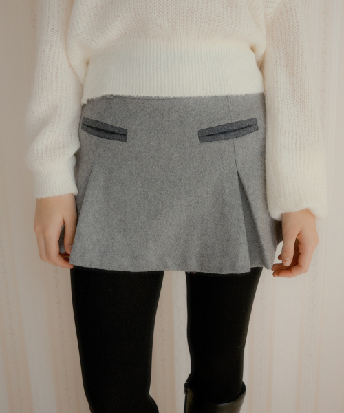 LETTER FROM MOON(レターフロムムーン)の「クロードポケットウールミニスカート(グレー)(スカート・レディース・その他・SMALL/MEDIUM)」の1枚目の写真