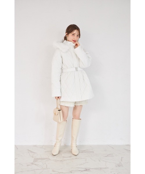 美品✨FORFORMO 中綿コート　ホワイト　ノーカラー ZOZO限定】フェイクファーフード付きタフタキルト中綿コート（その他