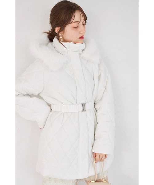 tocco closet(トッコ クローゼット)の「【ZOZO限定】フェイクファーフード付きタフタキルト中綿コート(その他アウター・レディース・オフホワイト/ブラック・M)」の9枚目の写真