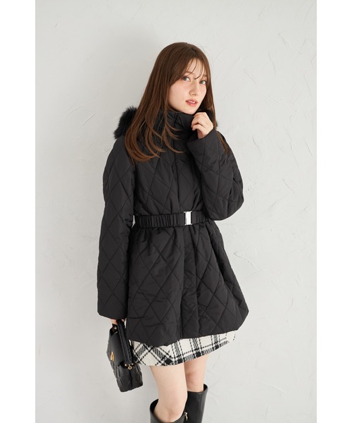 tocco closet(トッコ クローゼット)の「【ZOZO限定】フェイクファーフード付きタフタキルト中綿コート(その他アウター・レディース・オフホワイト/ブラック・M)」の16枚目の写真