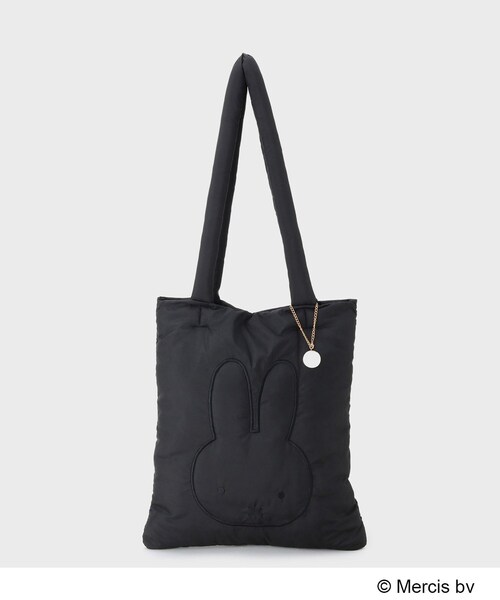 OPAQUE.CLIP（オペークドットクリップ）の「【コラボ】miffy ｘ OPAQUE.CLIP A4サイズ対応 軽量パフィートートバッグ（トートバッグ・レディース・オフホワイト/ブラック・00）」の2枚目の写真