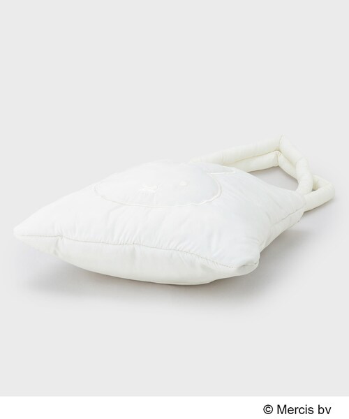 OPAQUE.CLIP（オペークドットクリップ）の「【コラボ】miffy ｘ OPAQUE.CLIP A4サイズ対応 軽量パフィートートバッグ（トートバッグ・レディース・オフホワイト/ブラック・00）」の7枚目の写真