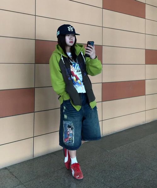 MAINBOOTH（メインブース）の「[アトム] スペースTシャツ(ブラック)（Tシャツ/カットソー・レディース・その他・3/2）」の7枚目の写真